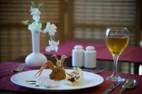 Eastyard Khobar Hotel - Formerly Ramada by Wyndham Khobar - sarapan