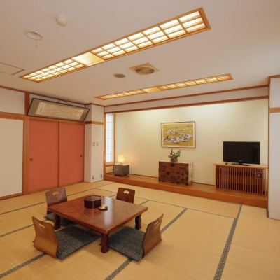 Japanese-Style Superior Room with Shared Bathroom