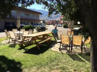 Swiss Sunset Inn فنادق في بينتيكتون