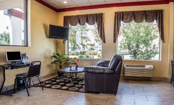 Econo Lodge St George North - Near Pioneer Park