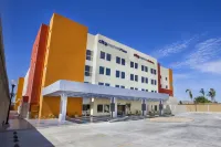 City Express Suites by Marriott Cancún Aeropuerto Riviera