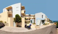 Radamanthy's Hotel Apartments فنادق في Skaleta