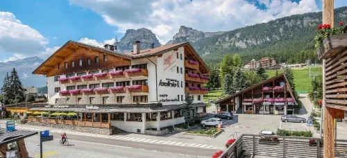 Hotel Ladinia - bar