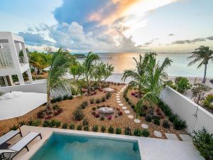 SulMare at Sapodilla Bay Luxury Villas