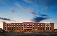 Hampton Inn & Suites Chicago Waukegan Hotels near Bowen Park Playground