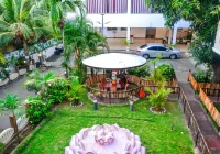Green Grass Hotel & Restaurant - bar