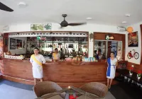 Roman Empire Panglao Boutique Resort - bar
