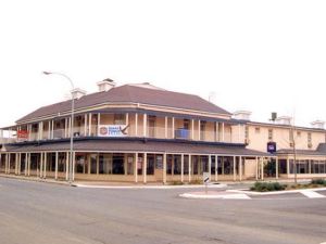 Grand Tasman Hotel