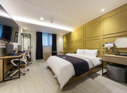 Brown Dot Hotel Suwon