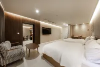 Seosan Leshi Self Check-in Hotel