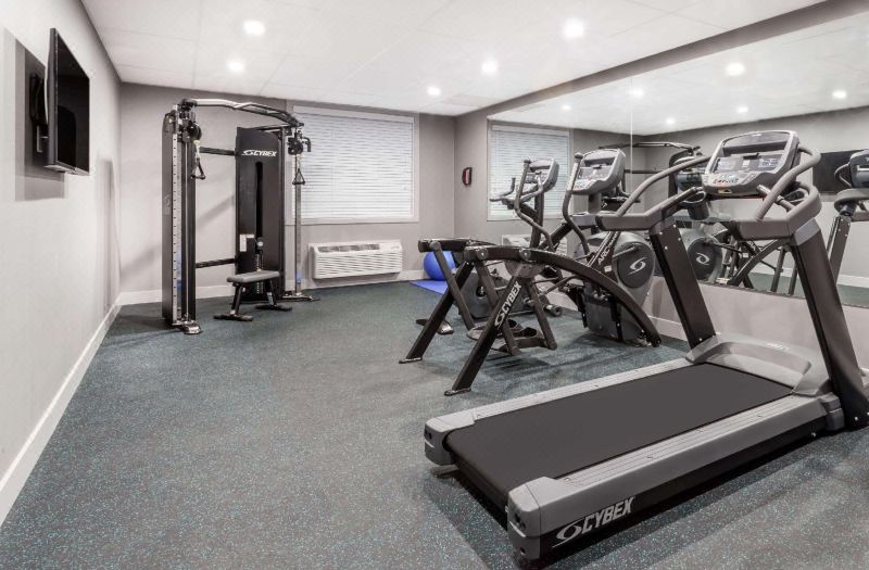 Best Western Plus Airdrie Hotel photo 4