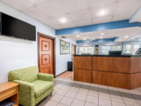 ควอลิตี้อินน์ ซาราโซตานอร์ท ใกล้ลิโด้คีย์บีช โรงแรมในซาราโซตา