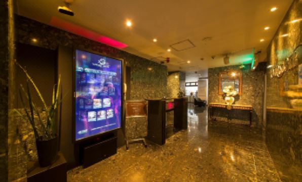 Towers Hotel - Adult Only -