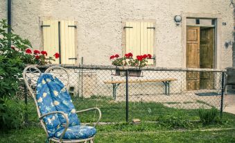 Casa Ekharle - Guesthouse - Housity