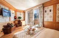 Cristal Palace Hotel