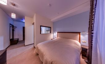 Elbrus Hotel