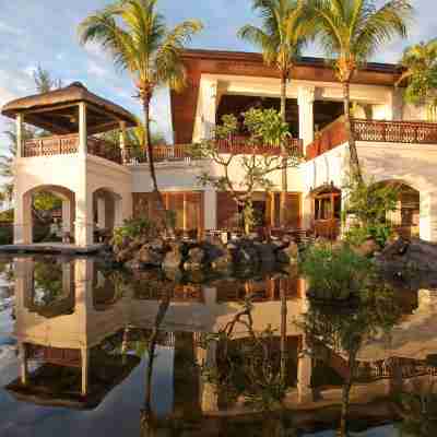 Hilton Mauritius Resort & Spa Hotel Exterior