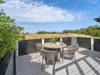"Allida" - 800m from the Sea