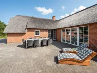 "Aane" - 1.8km from the Sea Hotels in Ulfborg