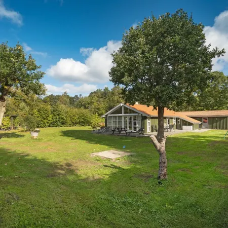 "Hermand" - 700m from the Sea