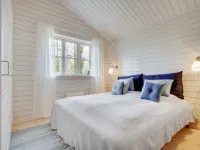 "Anar" - 900m from the Sea - Homestays