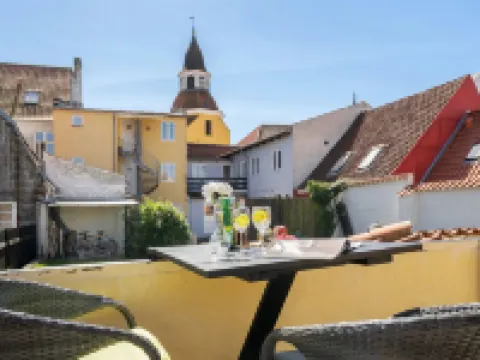 "Laust" - 250m from the Sea