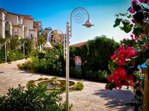 Bougainville Bay Apartments