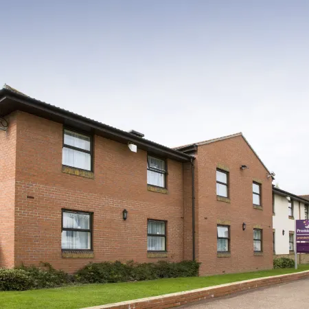 Premier Inn London Romford West Отели рядом с достопримечательностью «Район Хейнолт»