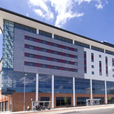 Coventry City Centre Hotels near Ricoh Arena
