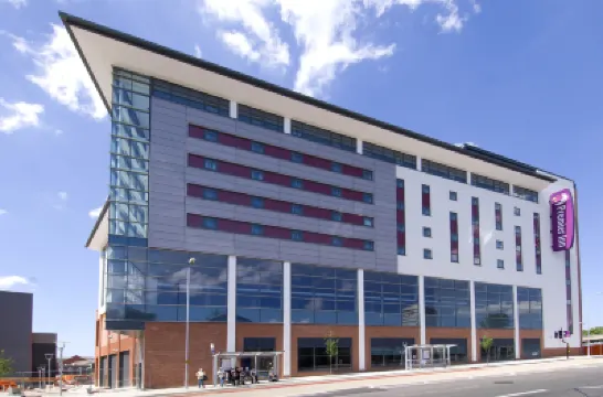 Coventry City Centre Hotels near Coventry Train Station