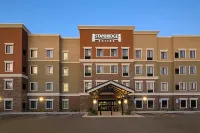 Staybridge Suites Phoenix – Biltmore Area Hotels in der Nähe von George Washington Carver Museum and Cultural Center