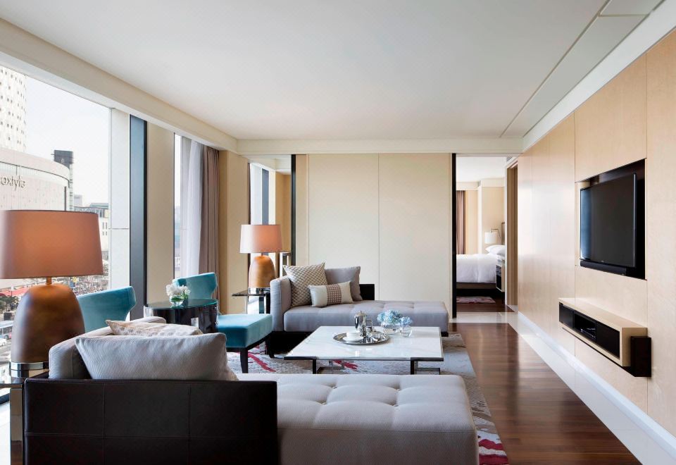 2. JW 메리어트 ..