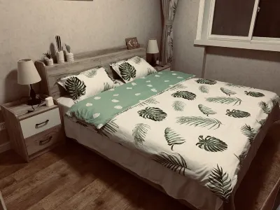 Homekeeper Apartment (Nongda West Alley) Các khách sạn ở Baoding Railway Station/HC International Plaza