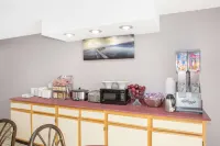 Super 8 by Wyndham Springdale AR - breakfast