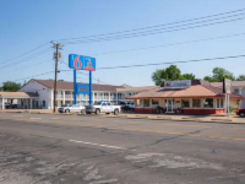 Motel 6 Bryan, TX - University Area Hotels in Bryan