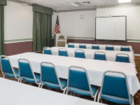 Days Inn & Suites by Wyndham Port Richey Hotels in Pasco County