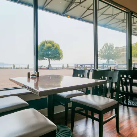 Best Western Plus Silverdale Beach Hotel