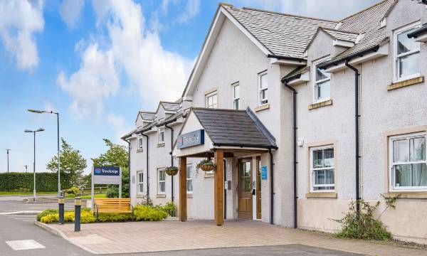 Travelodge Perth A9