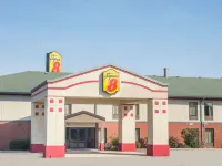 Super 8 by Wyndham Grayson Hotels in Grayson
