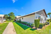 Screened Porch + Pool Access: Cozy Sebring Condo