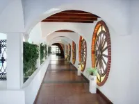 Jeroc's Plaza - Bintang 2