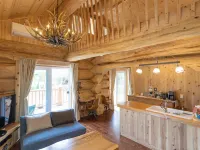 Warayunya Hotel a Higashi