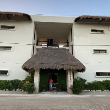Family Apartment in Beautiful Residential Complex in Holbox