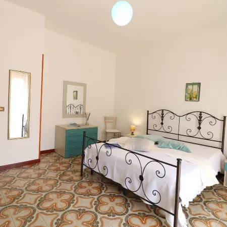 Isabel's House in Otranto 10 Seats