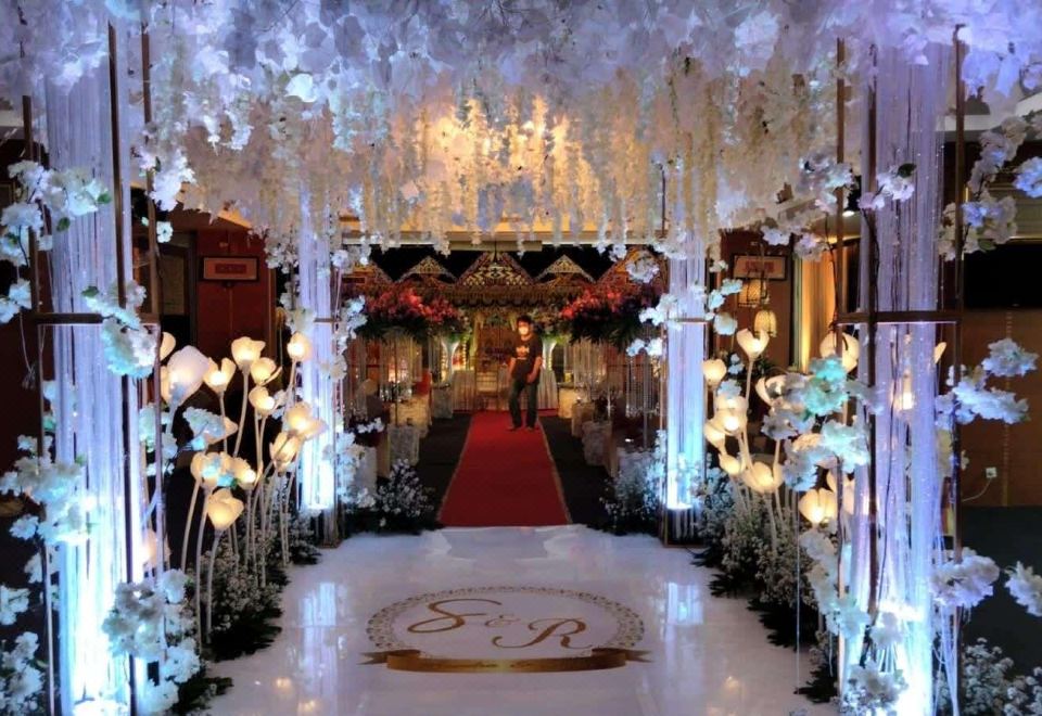 5. Hotel Ho..