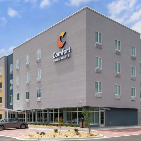 Comfort Inn & Suites Destin Near Henderson Beach