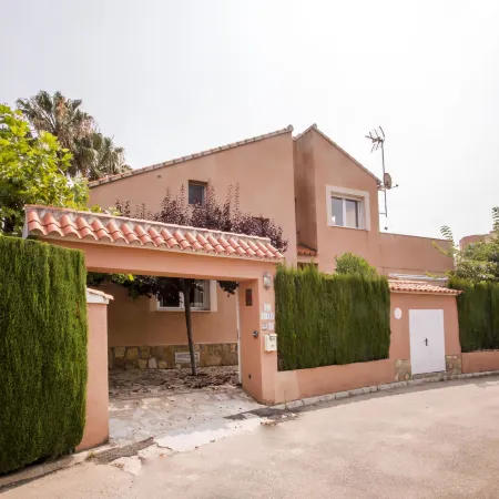 Casa Larauri Oliva Nova