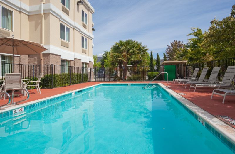 Holiday Inn Express & Suites Livermore by IHG photo 2