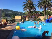 Inatori Akao Hotel - Swimmingpools