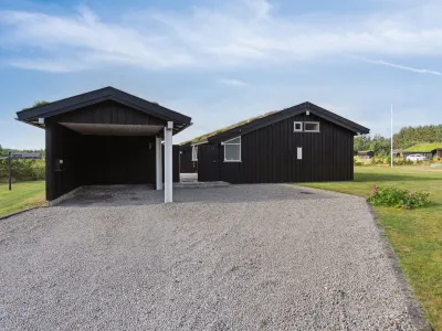 "Sazdo" - 1.1km from the Sea Hotels near V. Hjermitslev Kirke